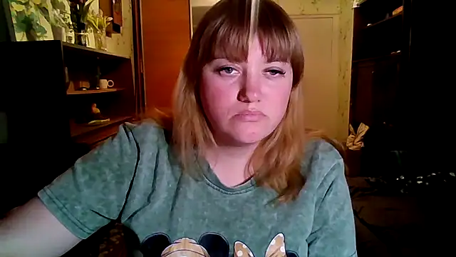 Snapshot of swett_girll chatting on 03-13-26, 07:20 swett girll online show from 03-13-26, 07:20