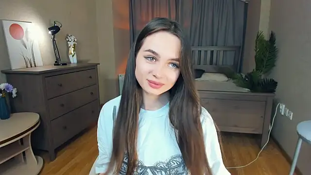 Snapshot of YvonneRobes chatting on 01-05-26, 07:28 YvonneRobes online show from 01-05-26, 07:28