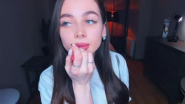 Snapshot of YvonneRobes chatting on 01-09-26, 07:37 YvonneRobes online show from 01-09-26, 07:37