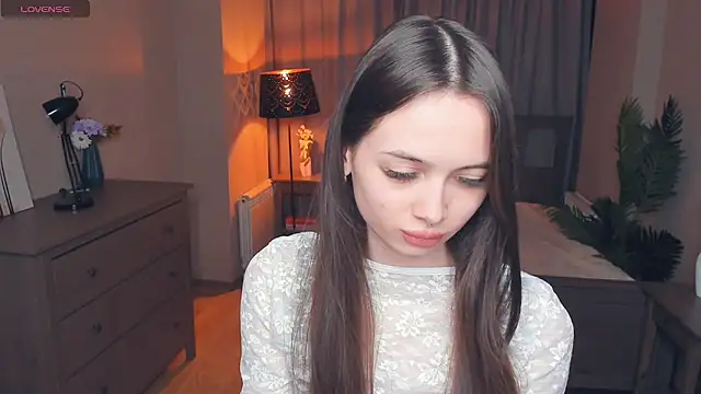 Snapshot of YvonneRobes chatting on 02-15-26, 07:21 YvonneRobes online show from 02-15-26, 07:21