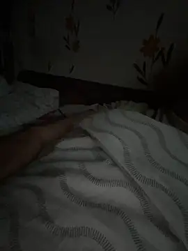 Snapshot of csikar chatting on 12-22-25, 06:21 csikar online show from 12-22-25, 06:21