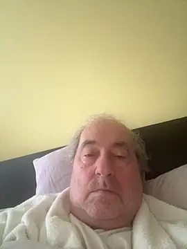 Snapshot of csikar chatting on 03-09-26, 05:44 csikar online show from 03-09-26, 05:44