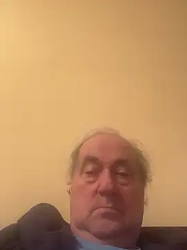 Snapshot of csikar chatting on 03-09-26, 06:12 csikar online show from 03-09-26, 06:12