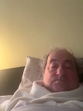 Snapshot of csikar chatting on 03-11-26, 05:02 csikar online show from 03-11-26, 05:02