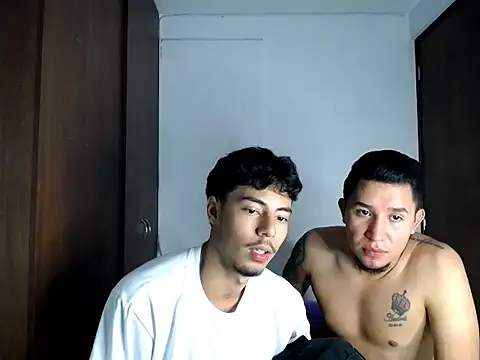 Snapshot of top_jax1 chatting on 12-19-25, 07:04 top jax1 online show from 12-19-25, 07:04