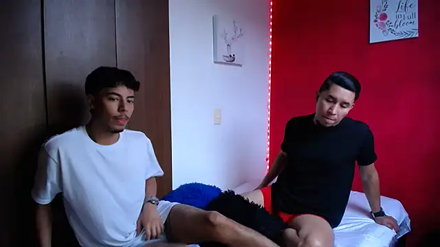 Snapshot of top_jax1 chatting on 02-25-26, 10:41 top jax1 online show from 02-25-26, 10:41