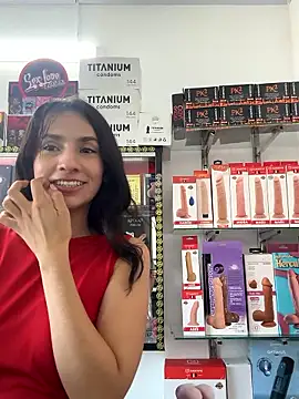 Snapshot of lunaluxury22 chatting on 01-13-26, 08:47 lunaluxury22 online show from 01-13-26, 08:47