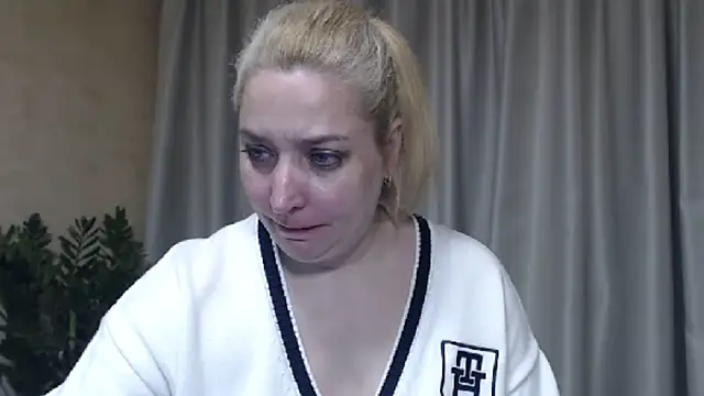 sweetpussy13 online show from 04-19-26, 05:40