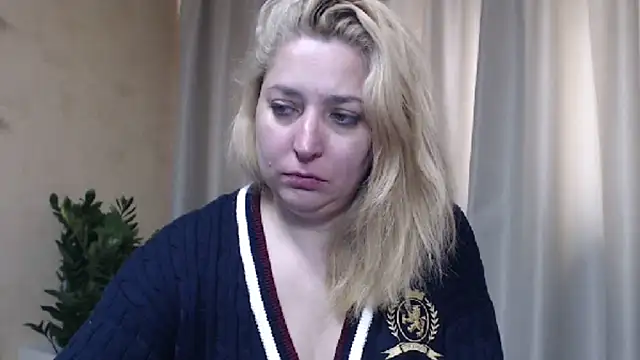 Snapshot of sweetpussy13 chatting on 05-03-26, 06:19 sweetpussy13 online show from 05-03-26, 06:19