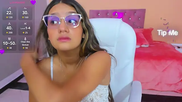 Snapshot of aniie_princess_18 chatting on 02-24-26, 02:42 aniie princess 18 online show from 02-24-26, 02:42