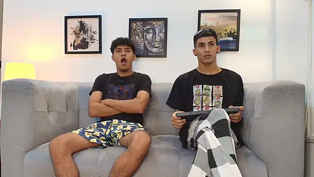 Snapshot of DIAMOND_BLACKS chatting on 01-11-26, 07:13 DIAMOND BLACKS online show from 01-11-26, 07:13