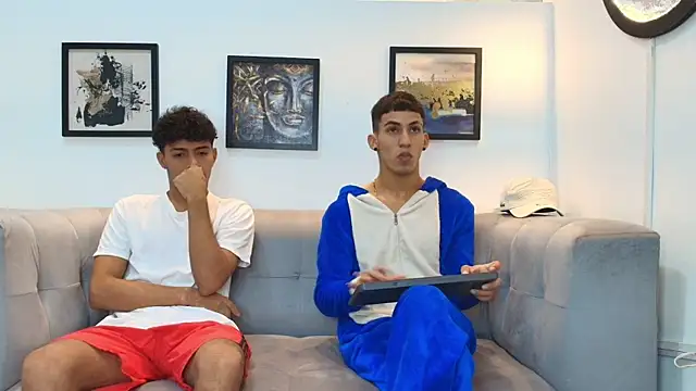 Snapshot of DIAMOND_BLACKS chatting on 01-15-26, 07:24 DIAMOND BLACKS online show from 01-15-26, 07:24