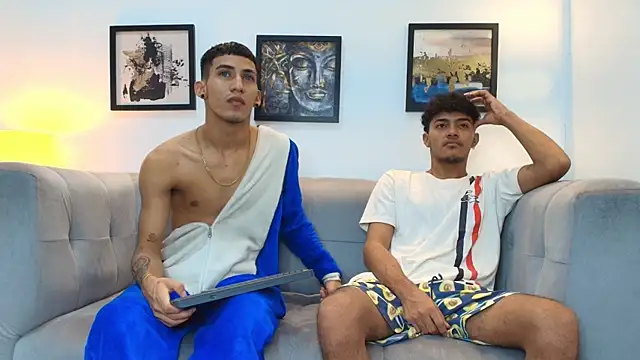 Snapshot of DIAMOND_BLACKS chatting on 01-17-26, 07:35 DIAMOND BLACKS online show from 01-17-26, 07:35