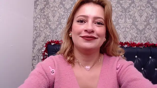 Snapshot of _naughty_angel_ chatting on 12-19-25, 07:21 naughty angel online show from 12-19-25, 07:21