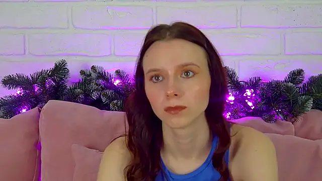 Snapshot of ArinaKubrick chatting on 12-17-25, 06:25 ArinaKubrick online show from 12-17-25, 06:25