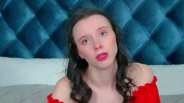 Snapshot of ArinaKubrick chatting on 01-13-26, 04:23 ArinaKubrick online show from 01-13-26, 04:23