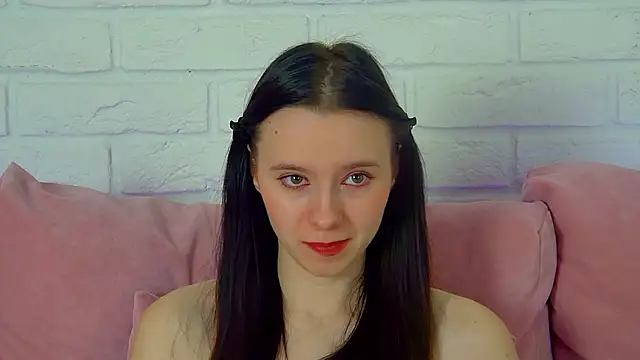 Snapshot of ArinaKubrick chatting on 02-06-26, 04:32 ArinaKubrick online show from 02-06-26, 04:32