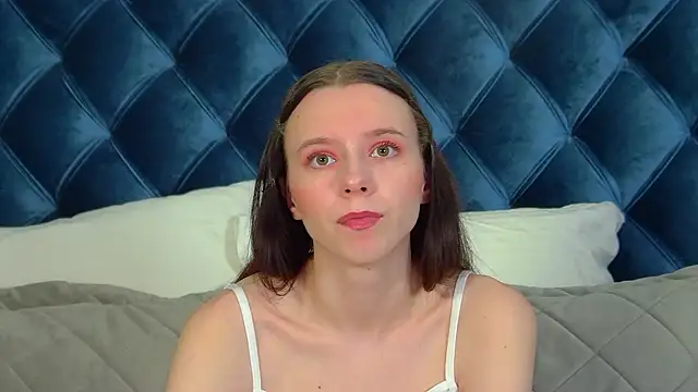 Snapshot of ArinaKubrick chatting on 02-24-26, 04:38 ArinaKubrick online show from 02-24-26, 04:38