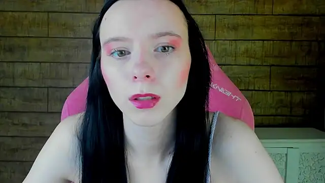 Snapshot of ArinaKubrick chatting on 03-06-26, 04:36 ArinaKubrick online show from 03-06-26, 04:36