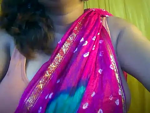 Snapshot of MISTI_KOLK chatting on 05-21-26, 07:26 MISTI KOLK online show from 05-21-26, 07:26