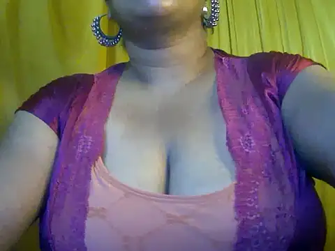 Snapshot of MISTI_KOLK chatting on 06-08-26, 08:37 MISTI KOLK online show from 06-08-26, 08:37