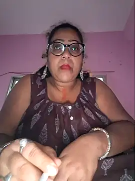 Snapshot of MISTI_KOLK chatting on 07-09-26, 10:41 MISTI KOLK online show from 07-09-26, 10:41
