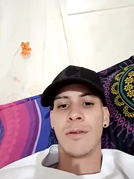 sam hotttt  online show from 07-06-26, 07:05