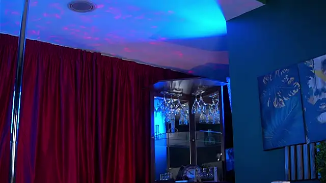 Snapshot of AstridVex chatting on 01-10-26, 07:37 AstridVex online show from 01-10-26, 07:37