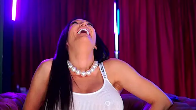 Snapshot of AstridVex chatting on 03-08-26, 07:50 AstridVex online show from 03-08-26, 07:50