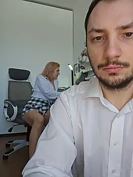 Lovebackground online show from 02-21-26, 08:59