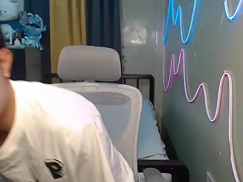 Ur hottestjonny online show from 06-22-26, 10:56
