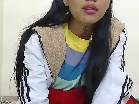 Snapshot of Cristina_love69 chatting on 12-17-25, 06:36 Cristina love69 online show from 12-17-25, 06:36