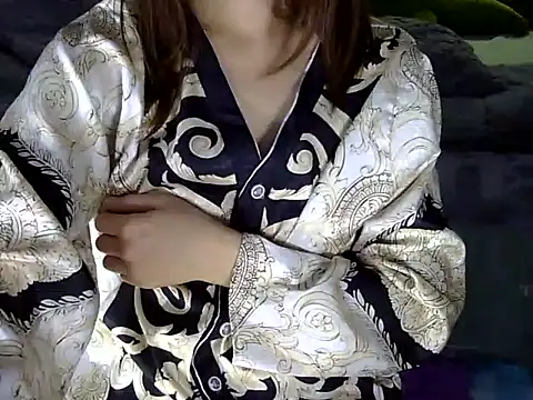 Chichi 86 online show from 02-05-26, 04:00