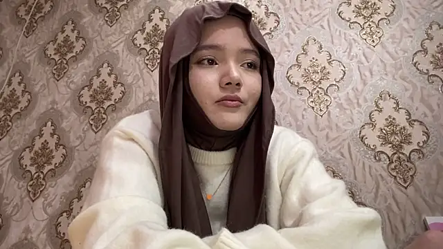 Snapshot of Katepleaurxo chatting on 12-22-25, 10:01 Katepleaurxo online show from 12-22-25, 10:01