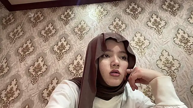 Snapshot of Katepleaurxo chatting on 02-14-26, 11:18 Katepleaurxo online show from 02-14-26, 11:18