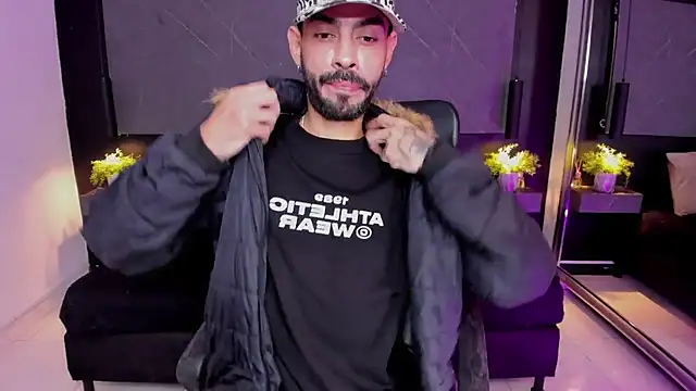 Snapshot of arcangel_harris chatting on 01-07-26, 03:20 arcangel harris online show from 01-07-26, 03:20