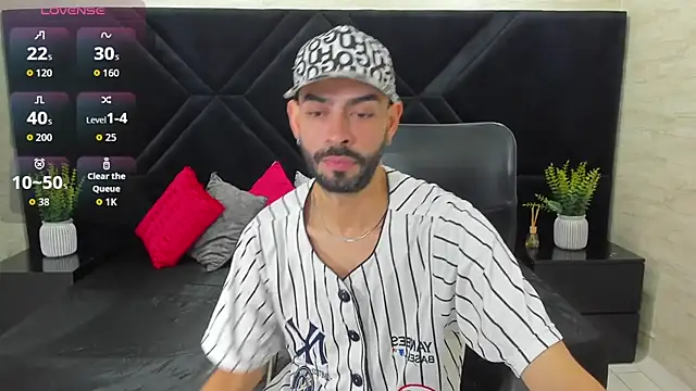 Snapshot of arcangel_harris chatting on 01-10-26, 03:19 arcangel harris online show from 01-10-26, 03:19