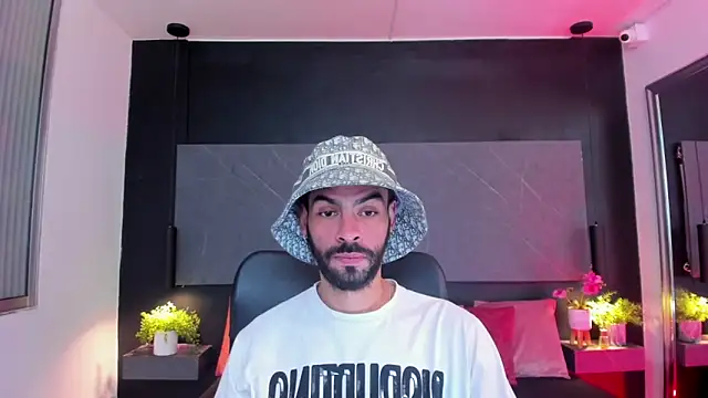 Snapshot of arcangel_harris chatting on 02-23-26, 07:55 arcangel harris online show from 02-23-26, 07:55