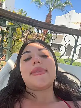 SilkyMira online show from 04-28-26, 10:09