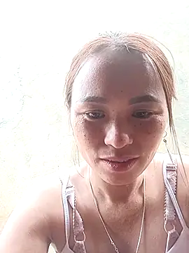 Snapshot of ngaytho004 chatting on 12-22-25, 06:32 ngaytho004 online show from 12-22-25, 06:32