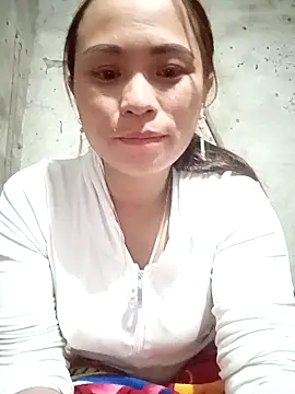 Snapshot of ngaytho004 chatting on 01-06-26, 01:04 ngaytho004 online show from 01-06-26, 01:04