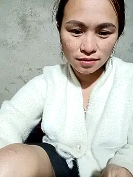 Snapshot of ngaytho004 chatting on 02-05-26, 10:53 ngaytho004 online show from 02-05-26, 10:53