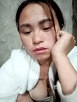 Snapshot of ngaytho004 chatting on 02-19-26, 11:01 ngaytho004 online show from 02-19-26, 11:01