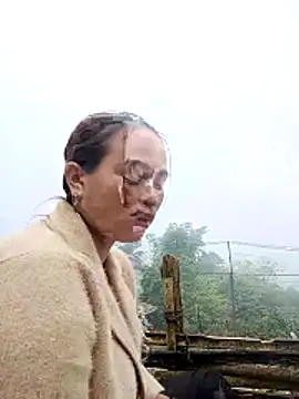 Snapshot of ngaytho004 chatting on 03-12-26, 10:32 ngaytho004 online show from 03-12-26, 10:32