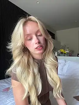 SunnyShiney online show from 03-02-26, 08:21