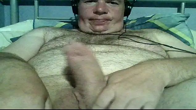 Snapshot of mrhardcock12 chatting on 06-14-26, 09:28 mrhardcock12 online show from 06-14-26, 09:28