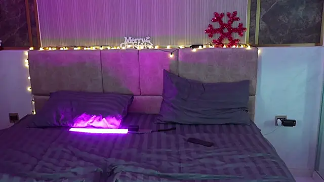 Snapshot of Mary_Harriss chatting on 01-10-26, 02:13 Mary Harriss online show from 01-10-26, 02:13