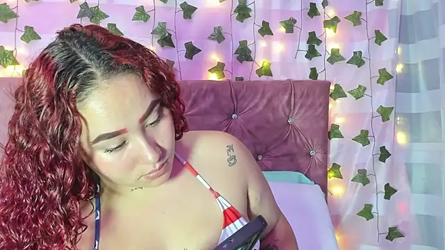 Snapshot of Ayla-marttinez chatting on 03-08-26, 01:14 Ayla-marttinez online show from 03-08-26, 01:14