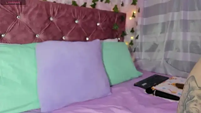 Ayla-marttinez online show from 06-23-26, 01:36