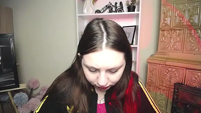 Snapshot of LiliaErmi chatting on 02-21-26, 07:09 LiliaErmi online show from 02-21-26, 07:09